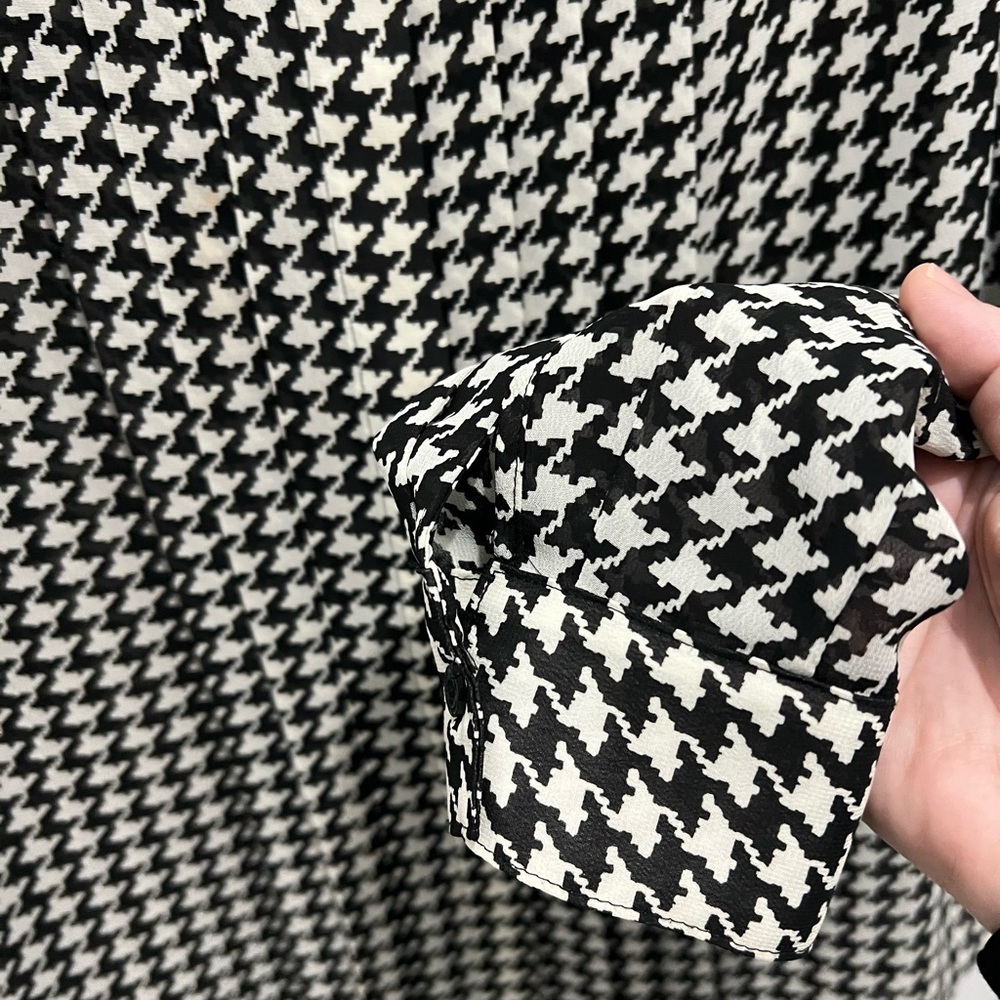 Ralph Lauren Black and White Houndstooth Top size medium - Picture 5 of 7